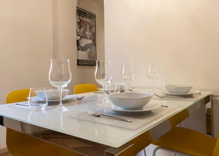 San Vitale 87 Διαμέρισμα *