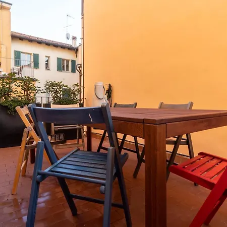 San Vitale 87 Apartman Bologna