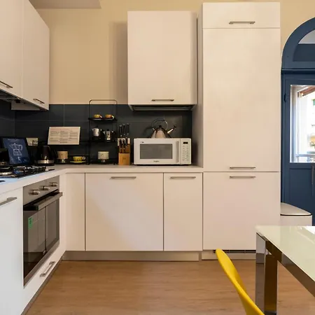 San Vitale 87 * בולוניה