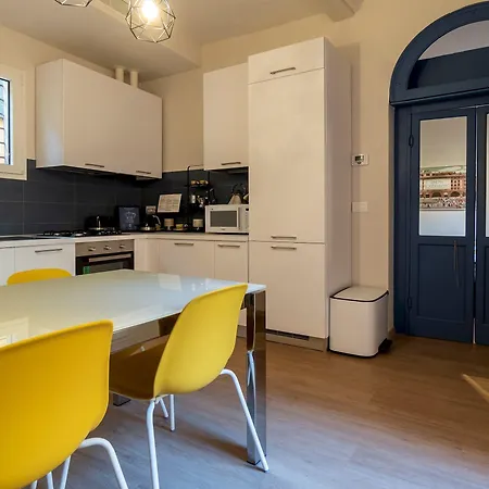 San Vitale 87 בולוניה