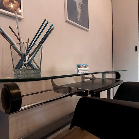 San Vitale 87 * Bolonha